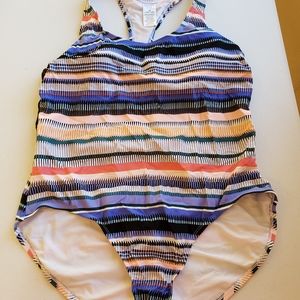 🧁Time and Tru 1piece swimsuit sise 1XL 16W-18W